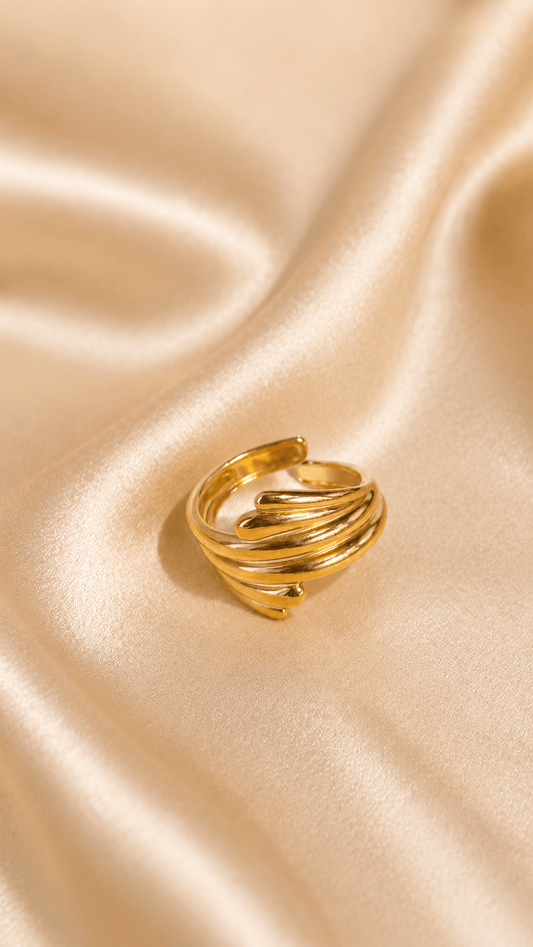 Selene Ring
